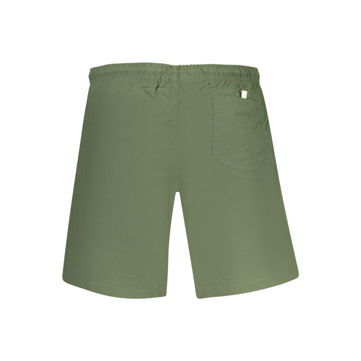 RÔLE DE COSTUME DU GRAND AMÉRICAIN SOUS L'HOMME VERT
